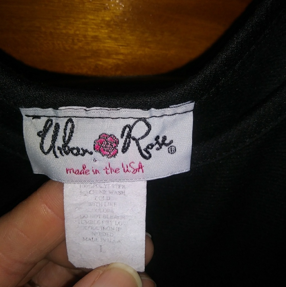 Sleevless dress size large